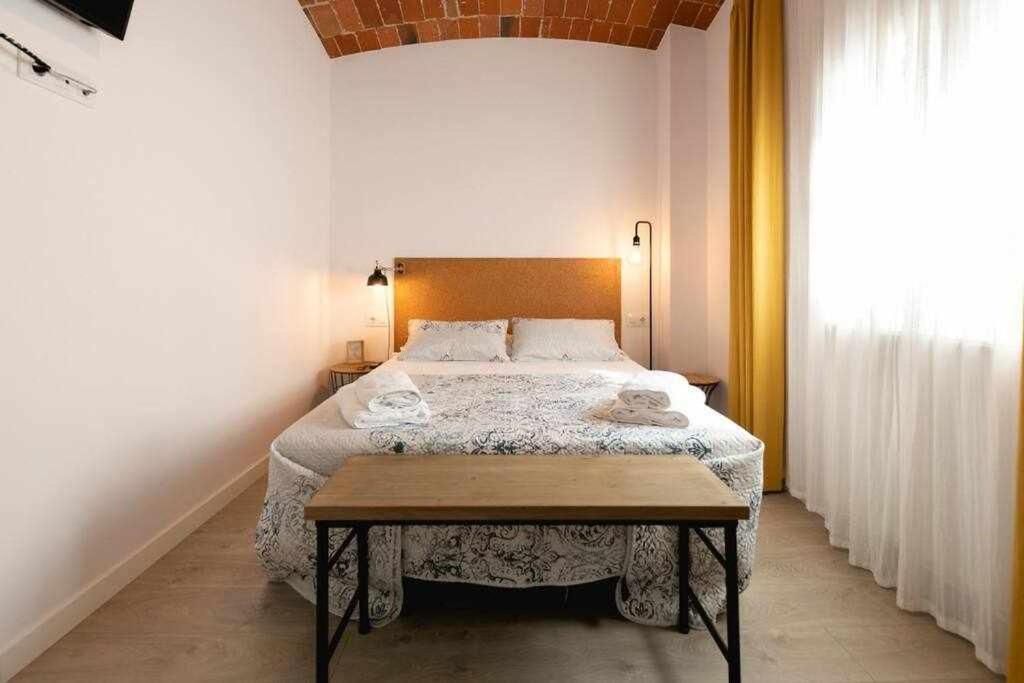 Newly Renovated Room W Pool & Bikeparking Girona Oda fotoğraf