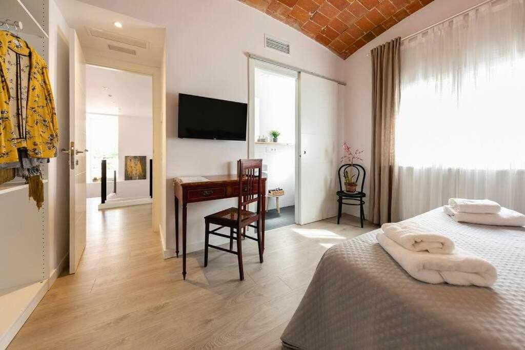 Newly Renovated Room W Pool & Bikeparking Girona Oda fotoğraf